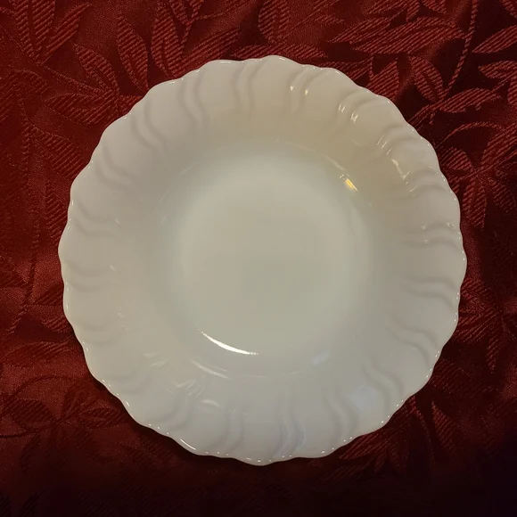 1950's Opal Glass Bowl 'Princess Swirl' - Picture 3 of 7